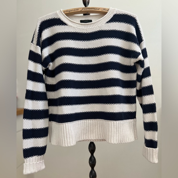 J. Crew Sweaters - J. Crew Navy and White Knit Sweater